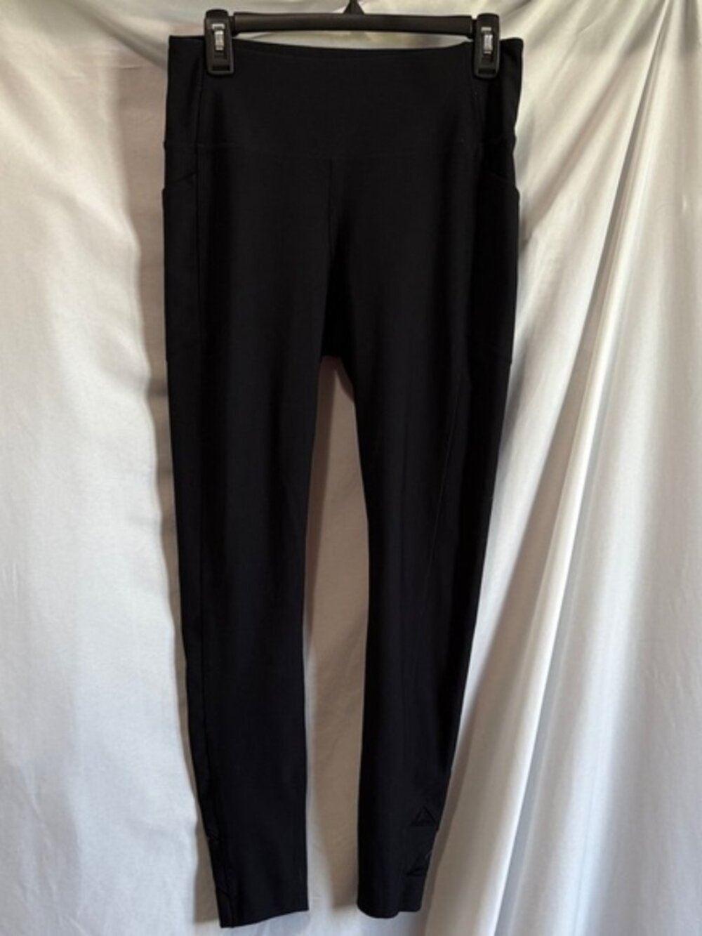 Mondetta Black Leggings